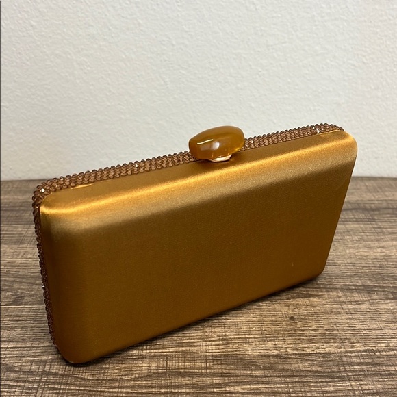 Haute Hippie | Bronze Beaded Clutch/Shoulder Bag ✨ - Picture 16 of 17